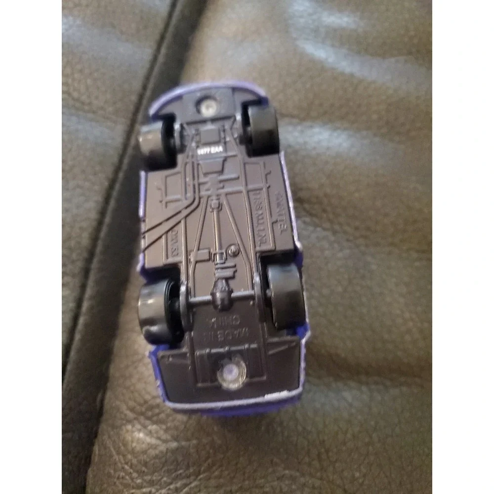 Disney Pixar Cars #68 N2O Cola, Parker Brakeston 1/55